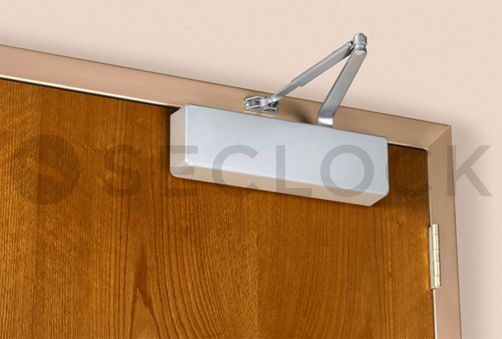 UNI7500 4248 689 Norton Surface Closers SECLOCK